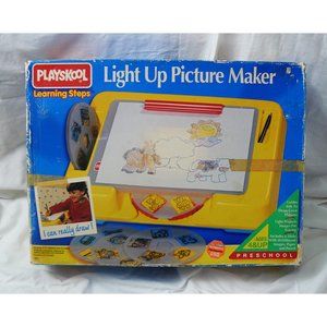Vintage 1995 Playskool LIGHT UP PICTURE MAKER With 5 Discs and Box  Works
